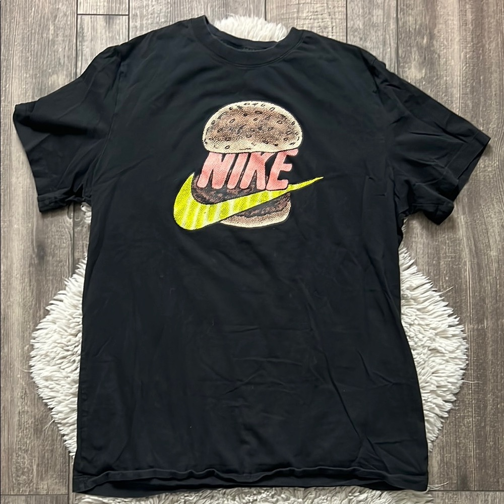 Nike Black Short Sleeve Graphic Tee